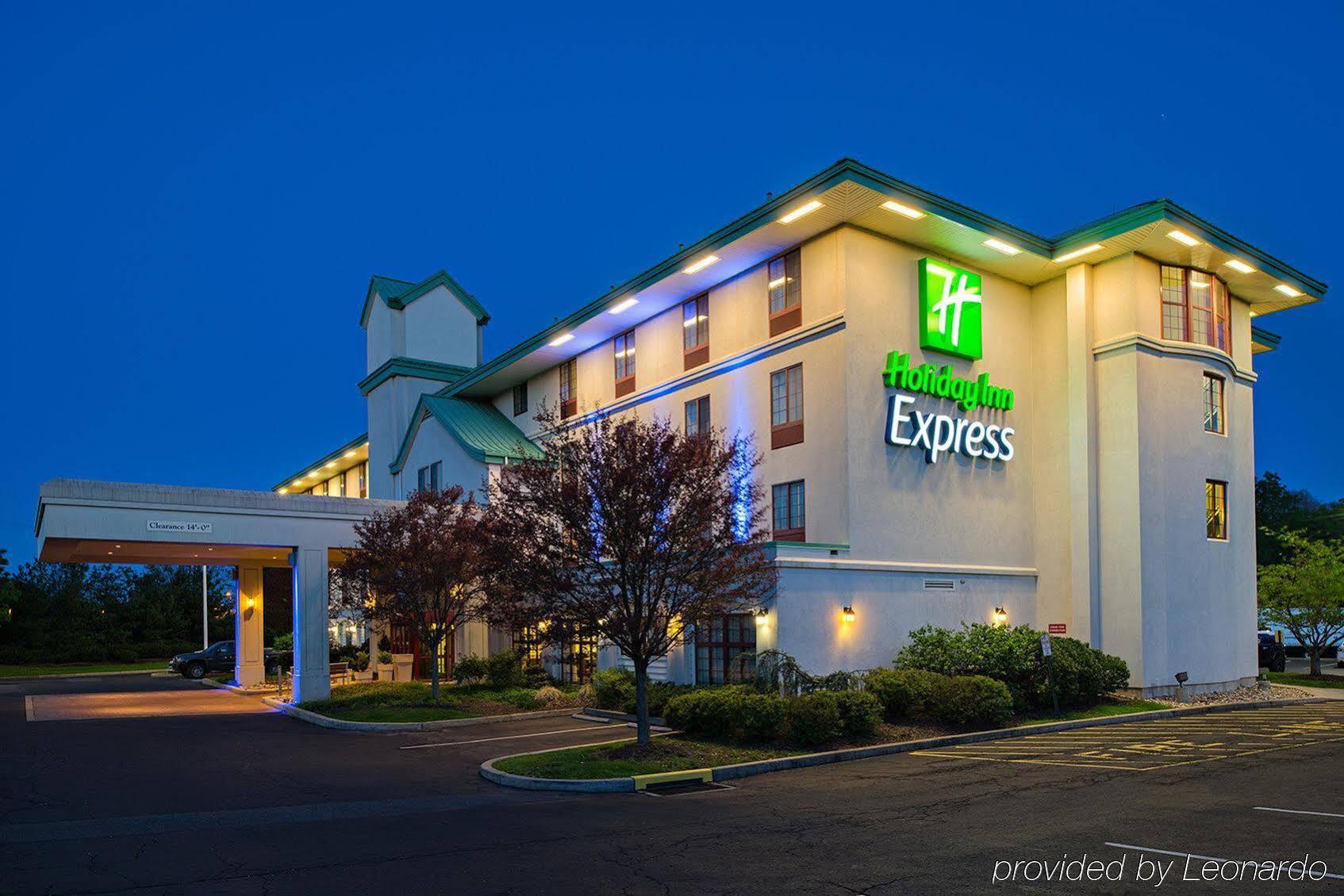 Holiday Inn Express Philadelphia Ne - Langhorne, An Ihg Hotel מראה חיצוני תמונה